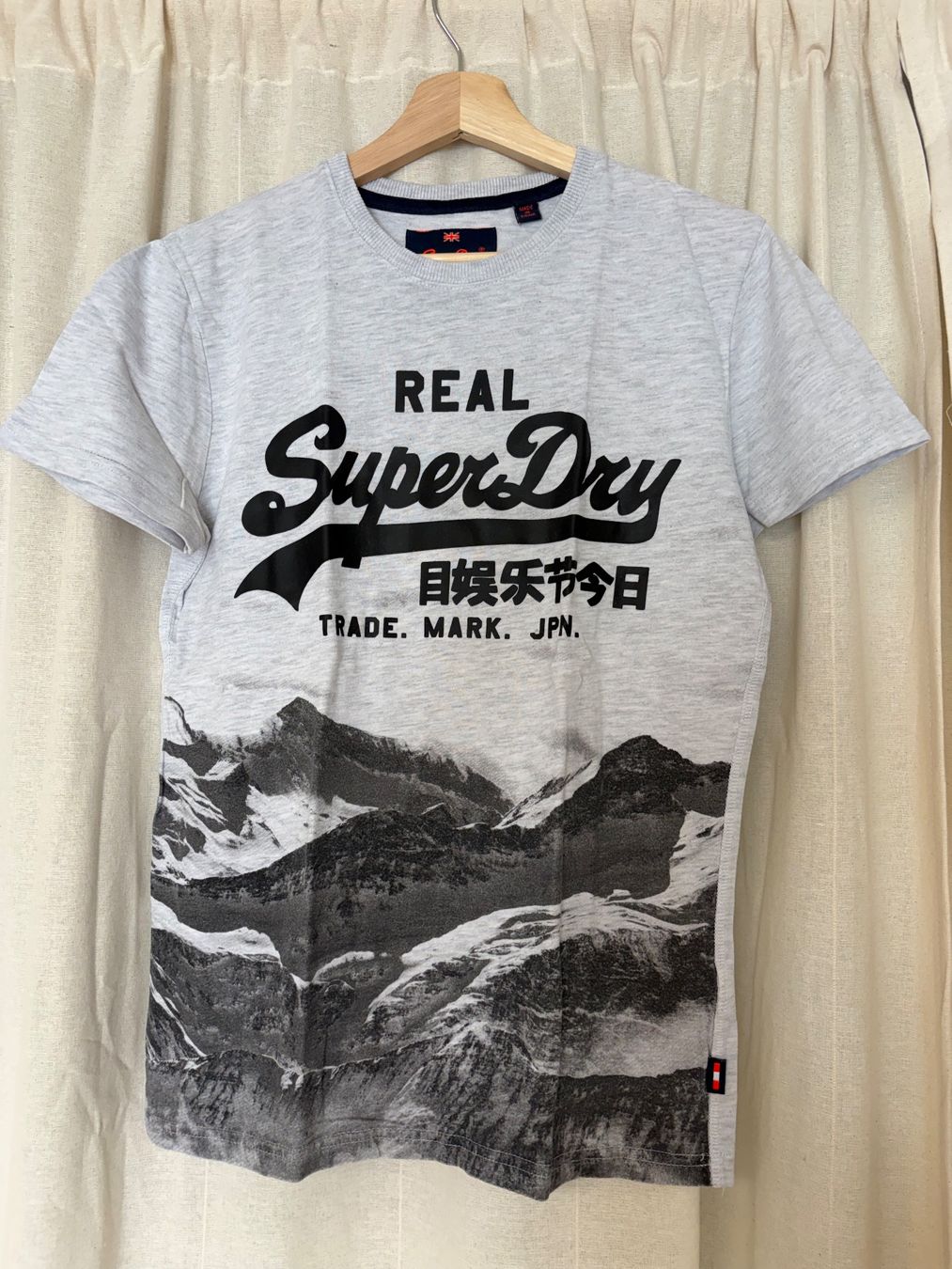 T-shirt: T-shirt - SuperDry – Usato da Chavornay venduto da eli_7hdg