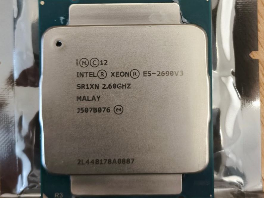 Intel Componenti elettronici: Intel Xeon E5-2690v3 – Usato da Möhlin venduto da mcintel