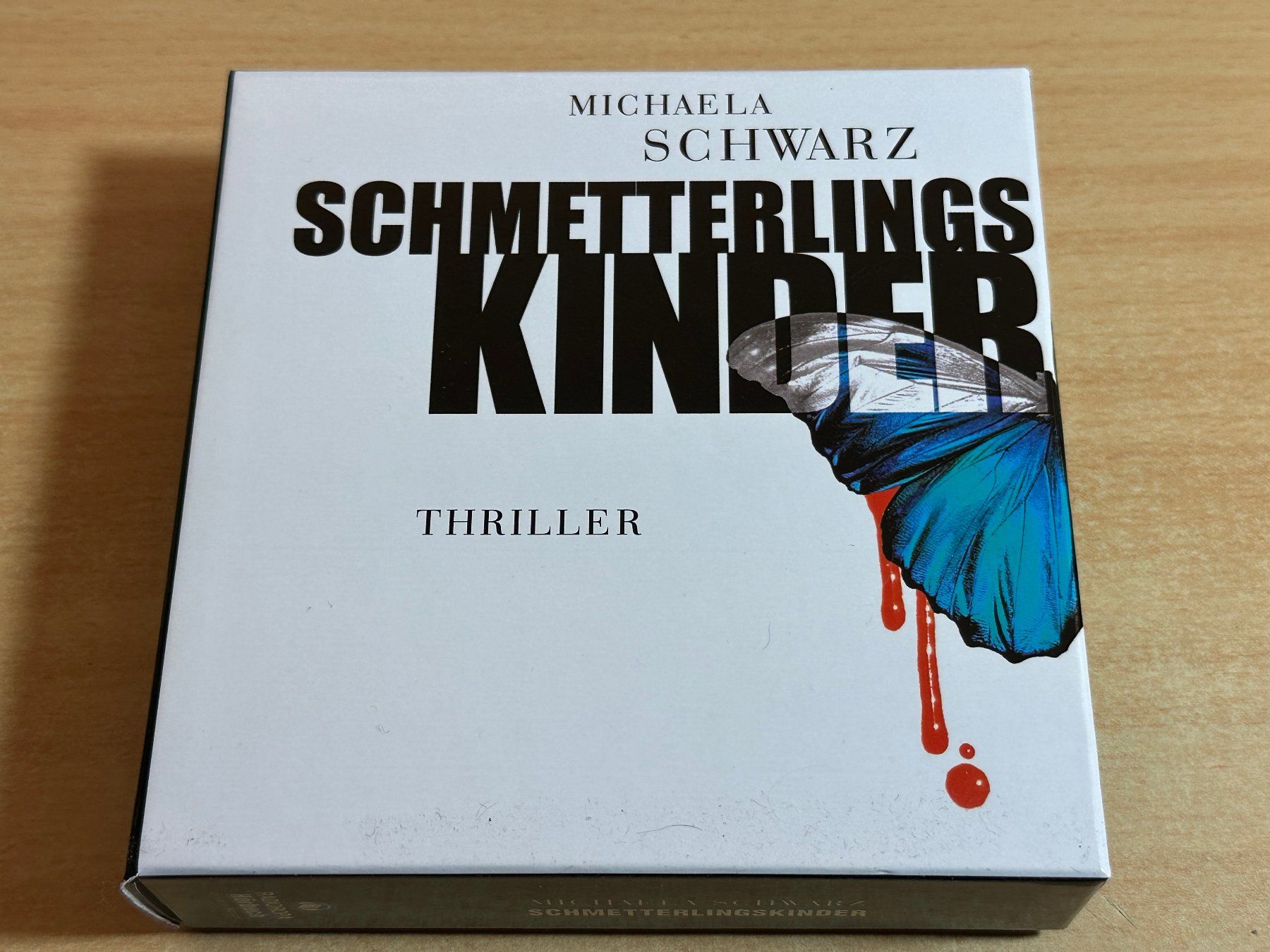 Audiolibri: Michaela Schwarz - Schmetterlingskinder - 8 Audio CD + 1 MP3 – Usato da Rikon im Tösstal venduto da Alpenmutz