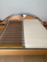 Doppelbett 180x200cm mit Lattenrost und zwei Matratzen