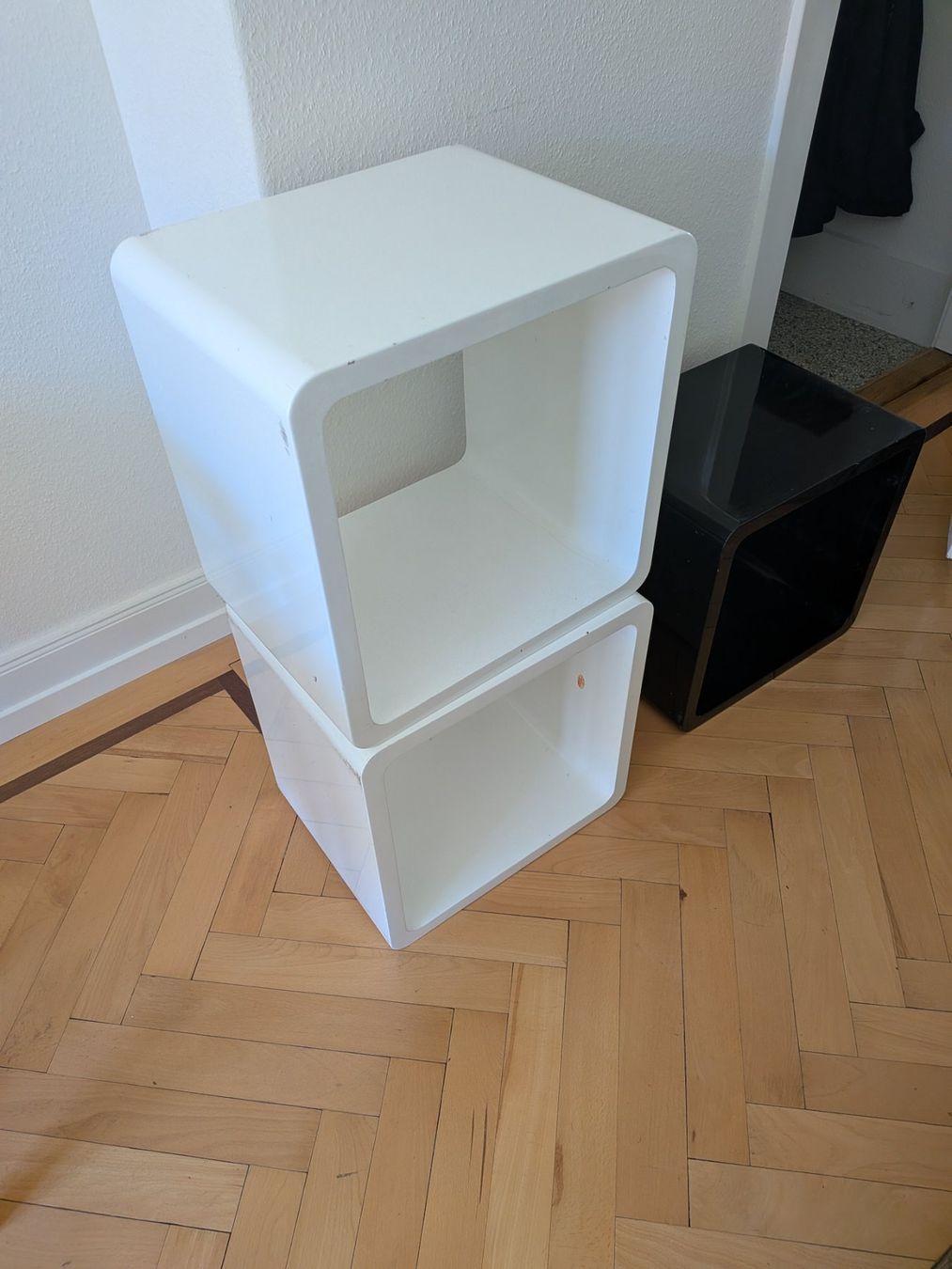 Kare Comodini: 3x Kare Loung Cube – Usato da Zürich venduto da anbrae 1