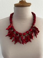 Collier corail rouge perles et pendentifs, bon état