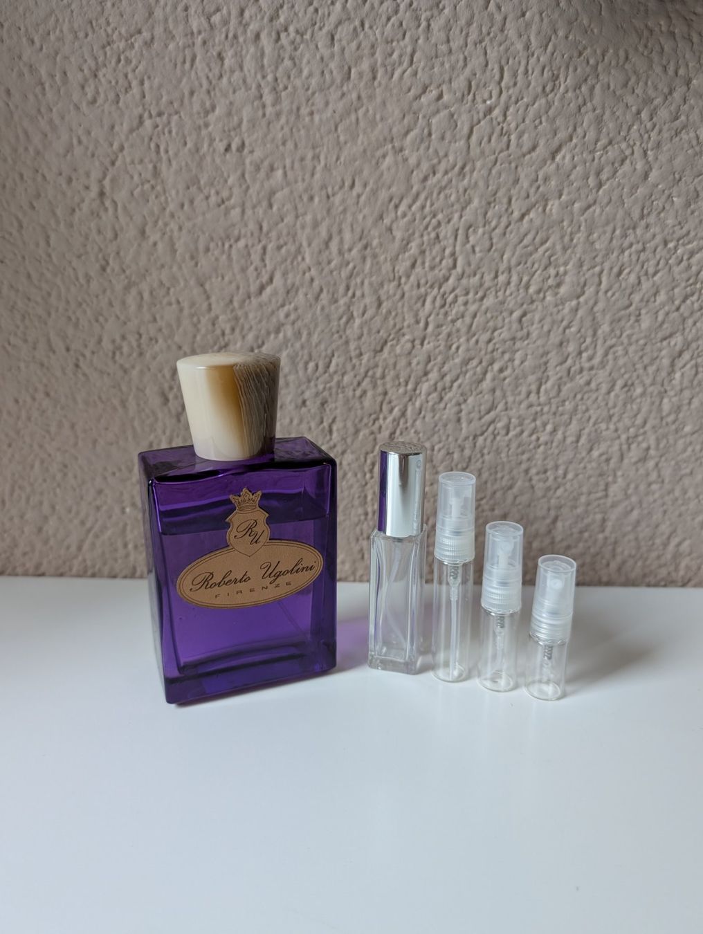 Profumi & Eau de Toilette: Roberto Ugolini - Marzocco | Abfüllung 2-10 ml – Usato da Altdorf UR venduto da Mattia0226