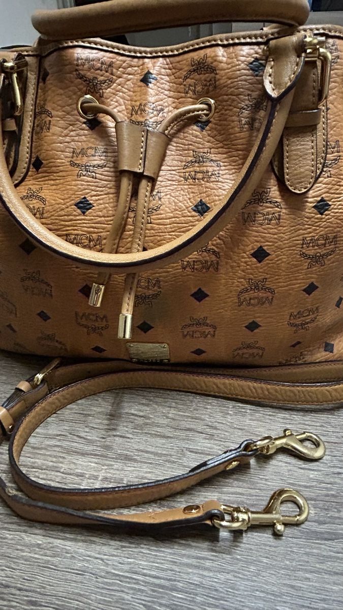 Mcm Borse: Sac MCM en cuir – Usato da Plan-les-Ouates venduto da geneve40