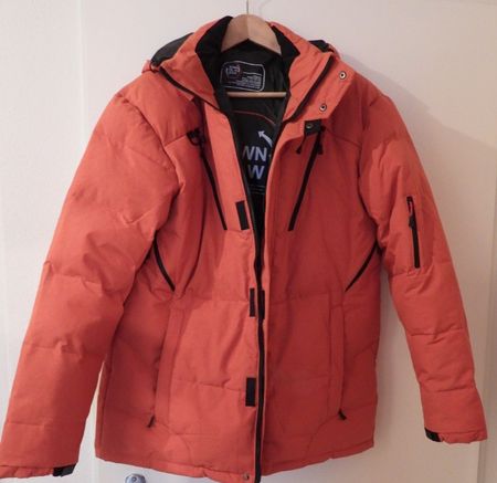 Super warme "DOWN FKOW" Winterjacke in XL - NEU + ungetragen