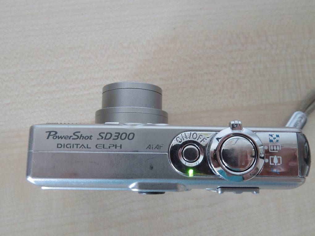 Canon Fotocamera: Canon Powershot SD800 IS – Usato da Ortschwaben venduto da CitrousD 2