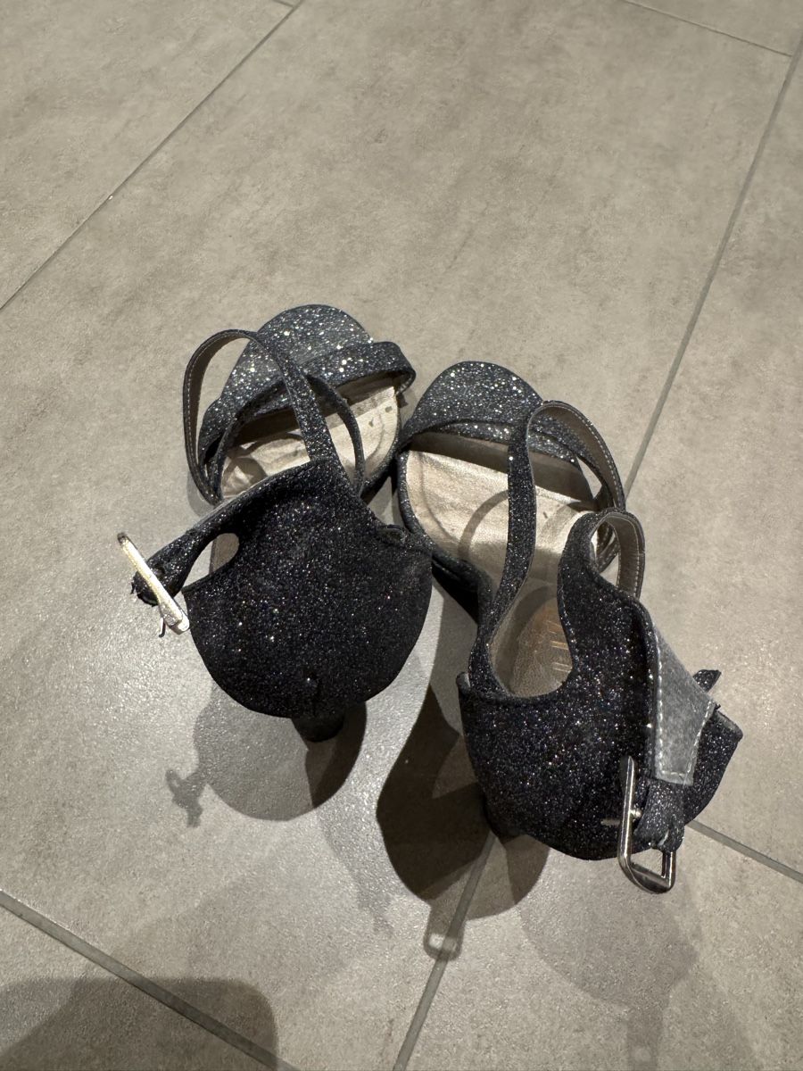 Scarpe da donna: High Heels glitter (37) – Usato da Balgach venduto da fad_jb55 2