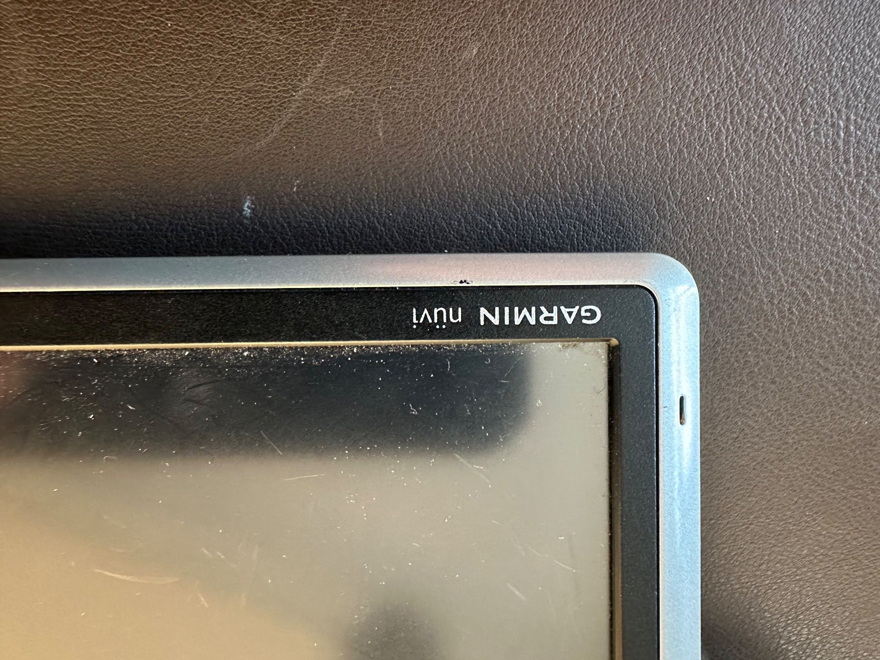 Garmin Navigationsgeräte: Garmin Nüvi Navigationsgerät – Defekt aus Uznach von Deer1 1