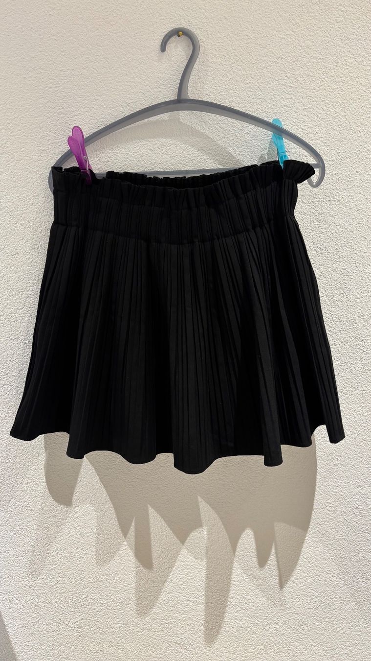Zara Gonne: Minirock Zara – Usato da Uitikon Waldegg venduto da Thefateofophelia