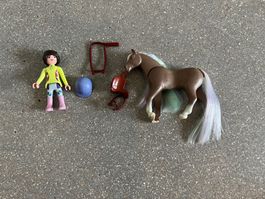 Playmobil Figur mit Pferd