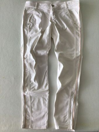 Cambio Linda helle Damen Hosen mit Stickmuster an den Seiten