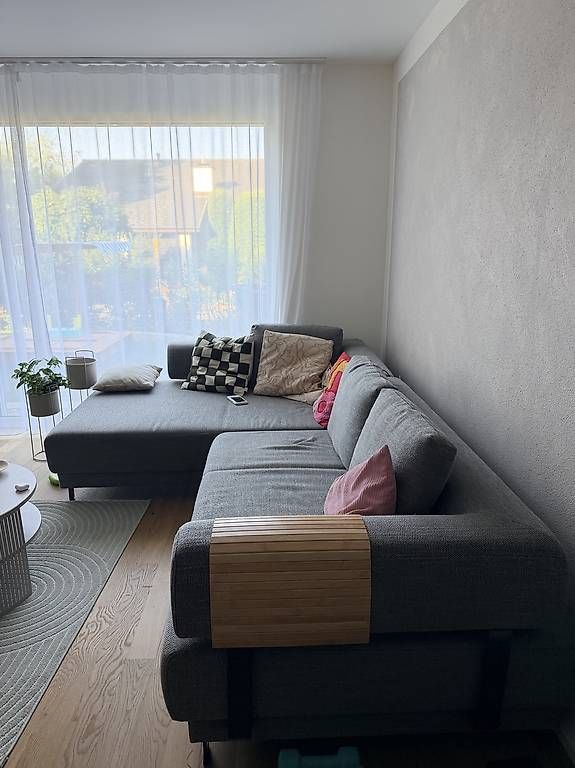 Divani: Sofa mit motorischem Sitzvorzug – Usato da Wohlen AG venduto da Ar_gu