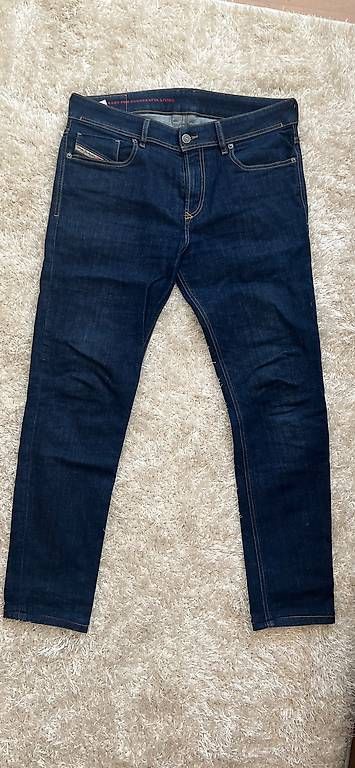 Jeans: Diesel Slimfit – D'occasion à Winterthur par BassmannB