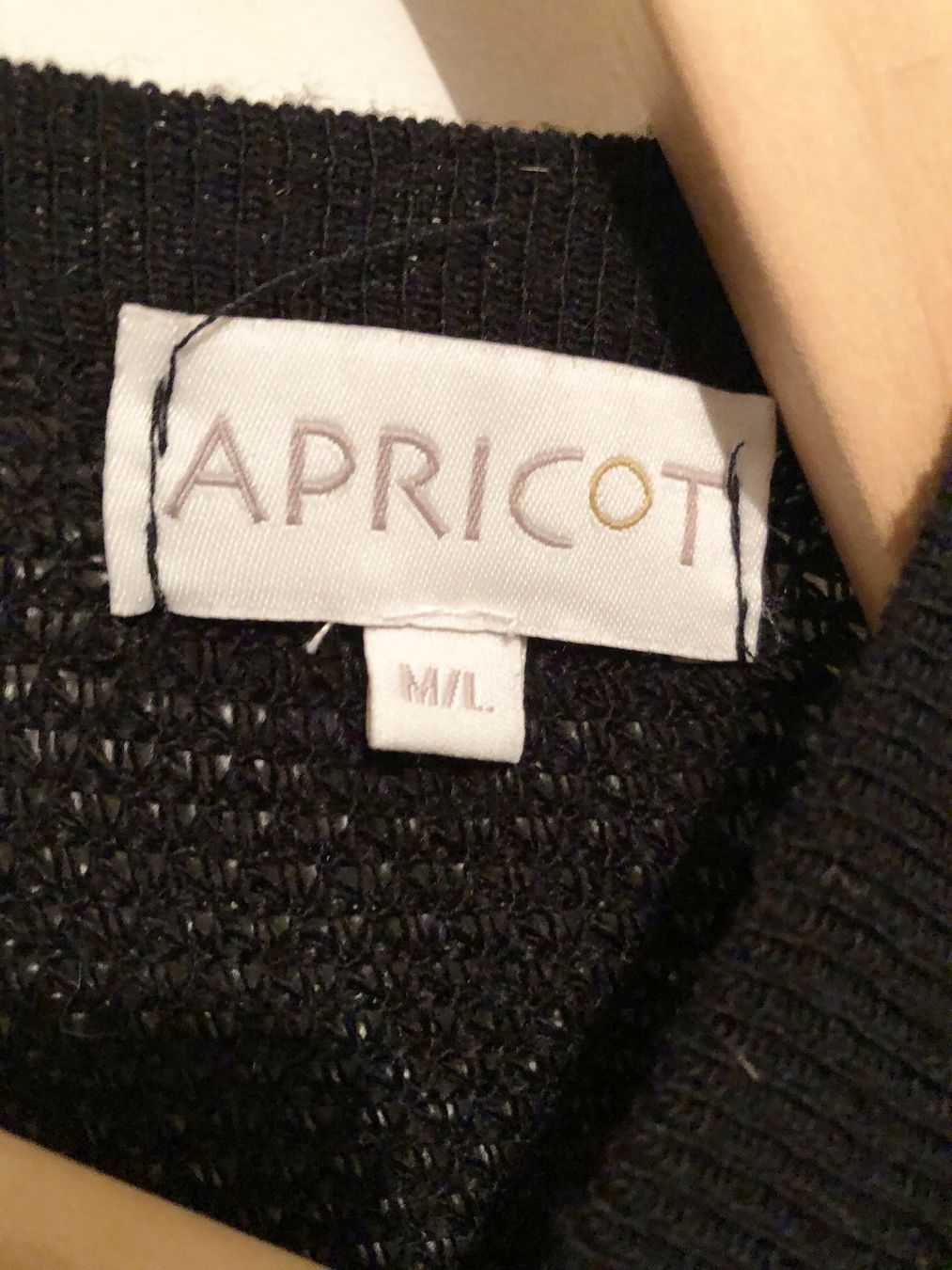 Sonstige Kleidung & Accessoires: Poncho Grösse M/L - Marke APRICOT – Gebraucht aus Glattbrugg von Ariel012 2
