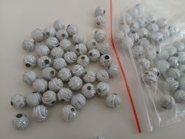 Perlen zum Schmuck basteln