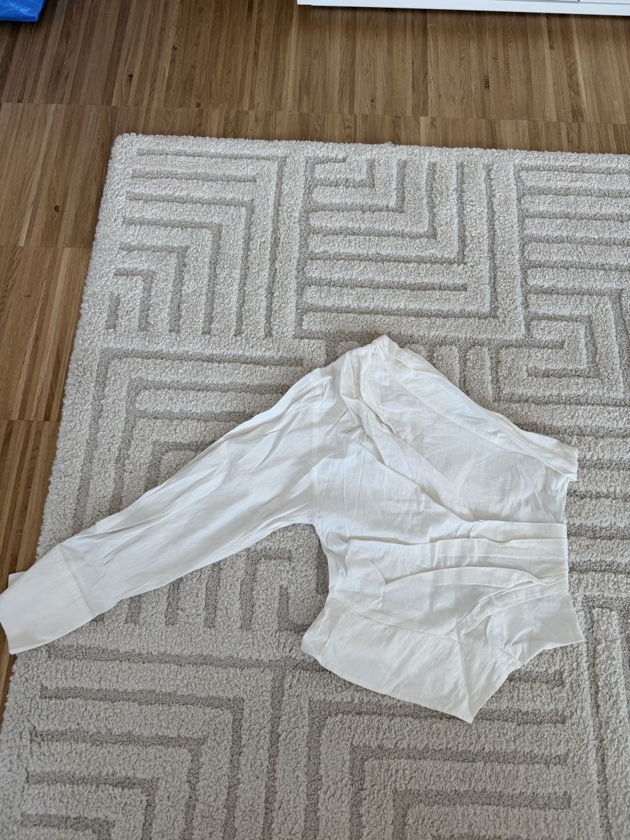 Zara Camicette: Zara White Blouse XS. – Usato da Erlenbach ZH venduto da Ma.Pi