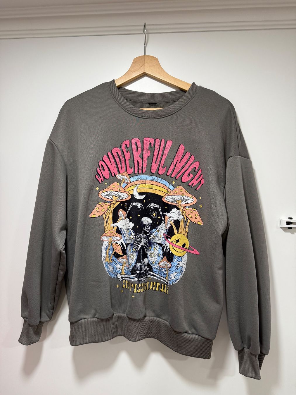 Maglioni & Felpe: Trendiger Pullover mit Print, Grösse S – Usato da St. Gallen venduto da kka_l9wg