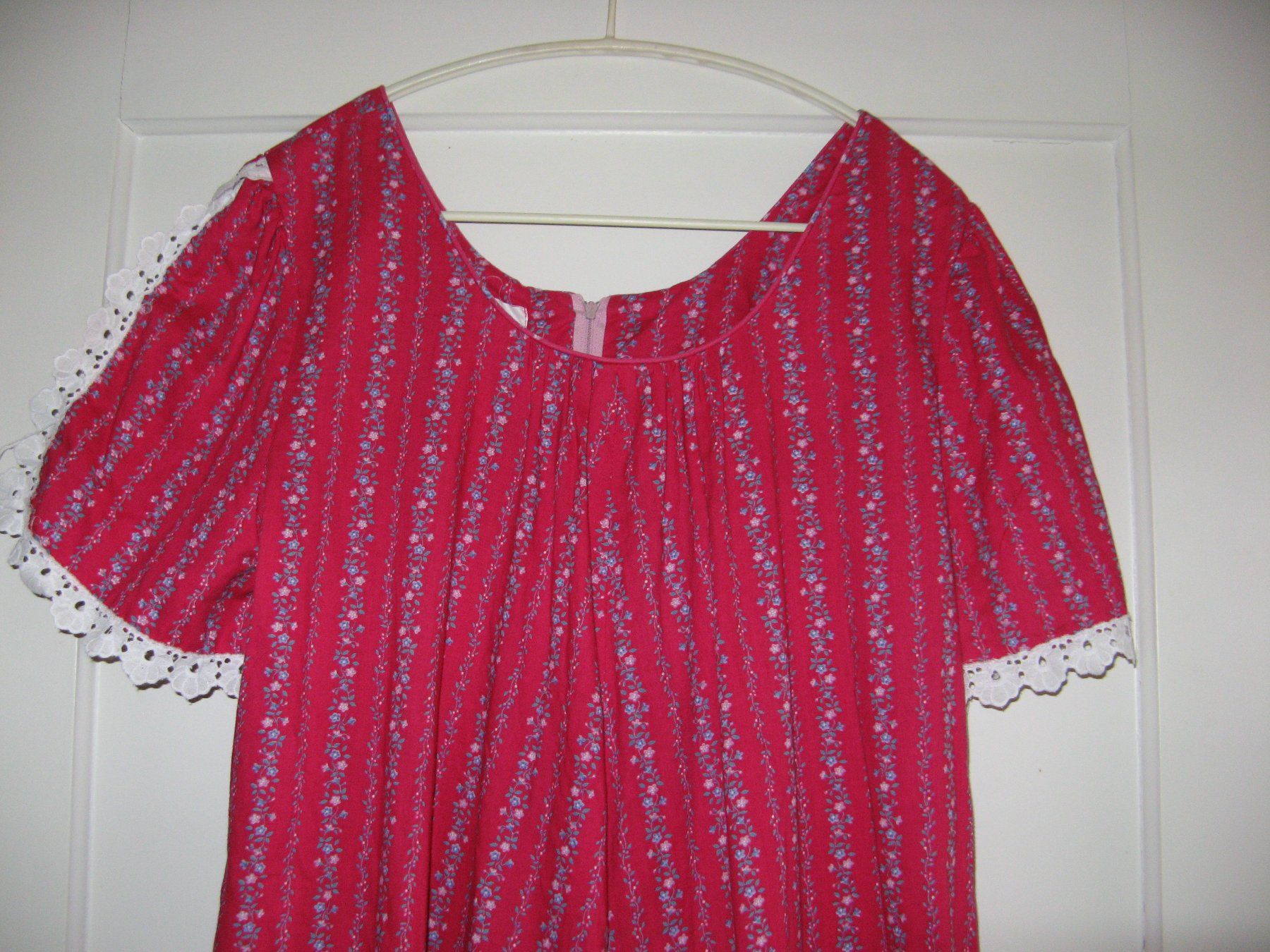 Vestiti: Langes Kleid Gr. 44 – Usato da Zürich venduto da apil 1