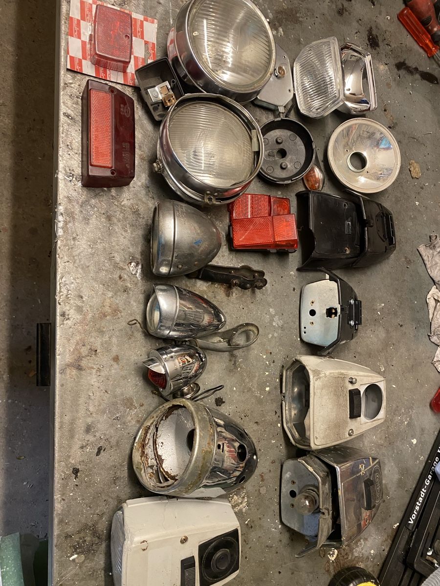 Puch Pièces pour mobylette: Töffli Lampen Lot  – D'occasion à Büren an der Aare par twostrokeguy 2