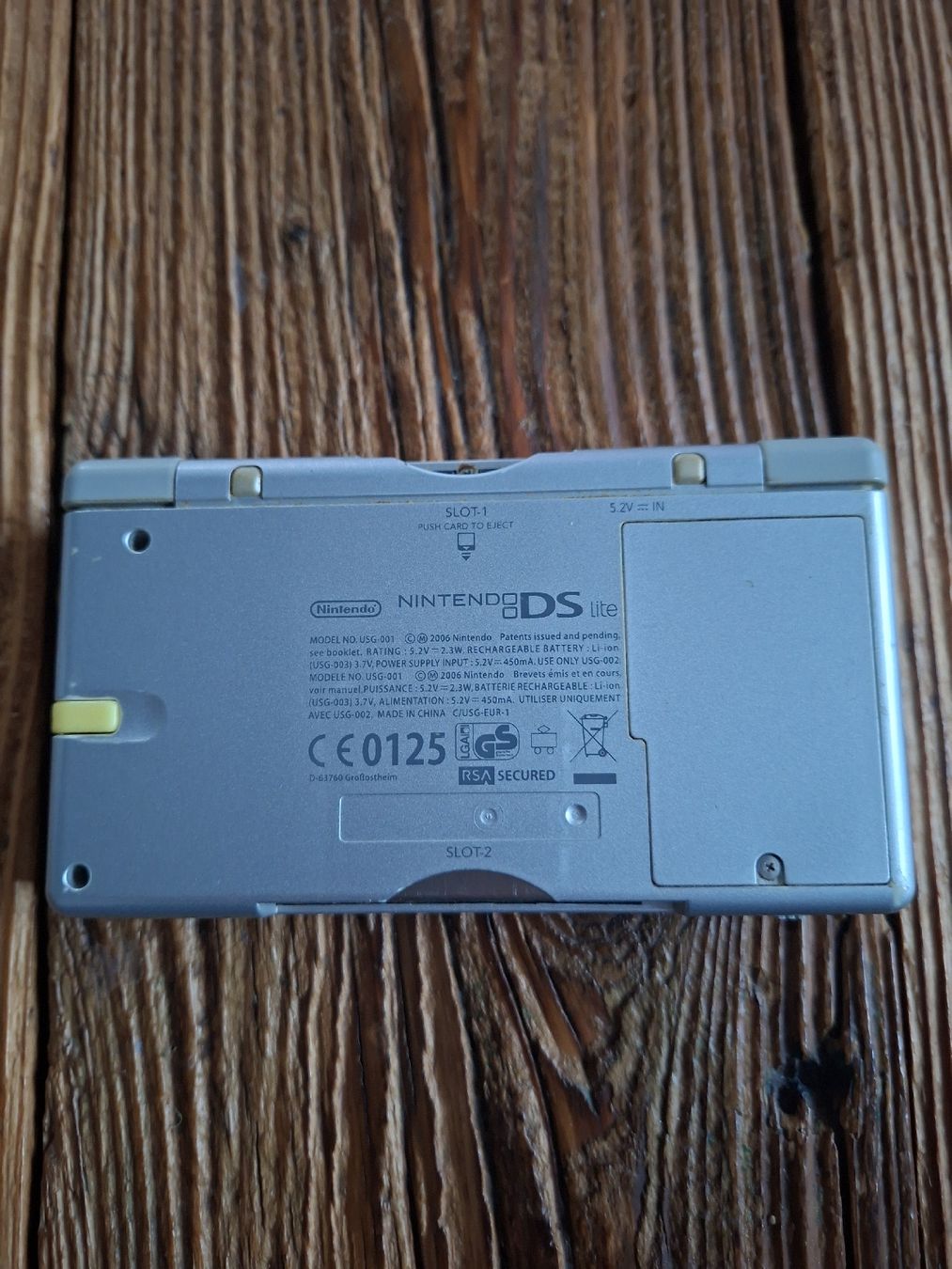 Nintendo Console: console Nintendo ds – Difettoso da Chavannes-de-Bogis venduto da senator635 2