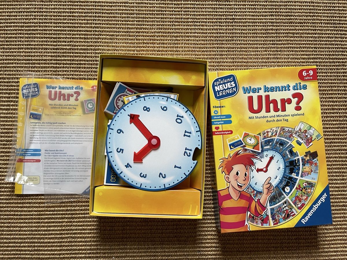 Ravensburger Spiele: Ravensburger Wer kennt die Uhr? – Gebraucht aus Zürich von EliseSchmitz 1