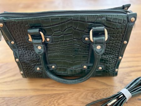 Elegante Handtasche Kroko-Optik grün neuwertig