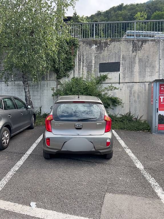 Automobili: Petit Kia Picanto III ISG à vendre  – Usato da Chernex venduto da mar_x2q5 2