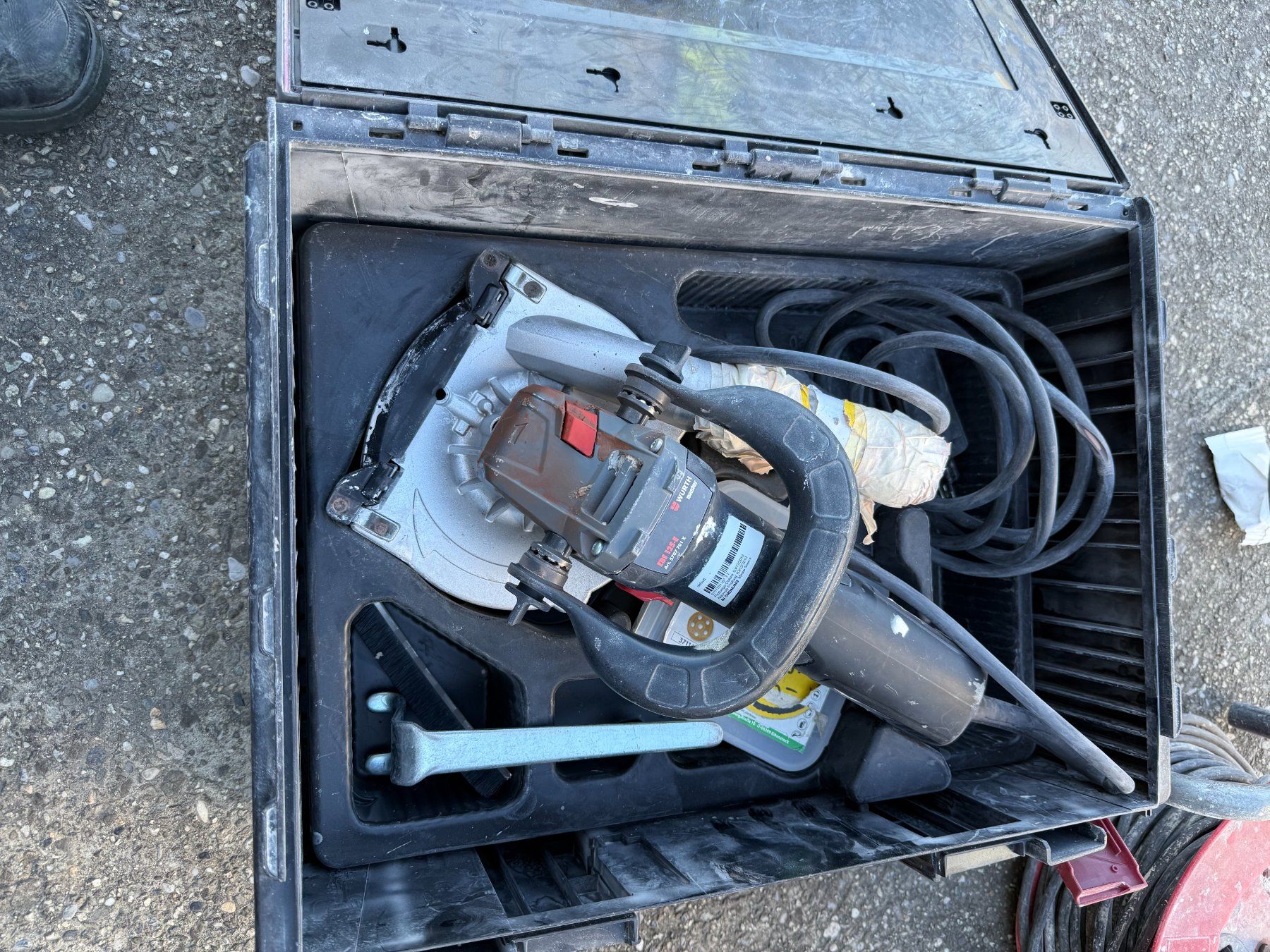 Würth Smerigliatrici & Lucidatrici: Ponceuse à béton professionnelle Würth EBS 125-E - 1700W – Usato da Etoy venduto da mds1110 2