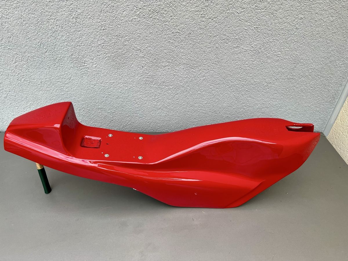 Parti ricambio per ciclomotori: Carénage 103 Peugeot – Usato da Vessy venduto da bst_r226 1