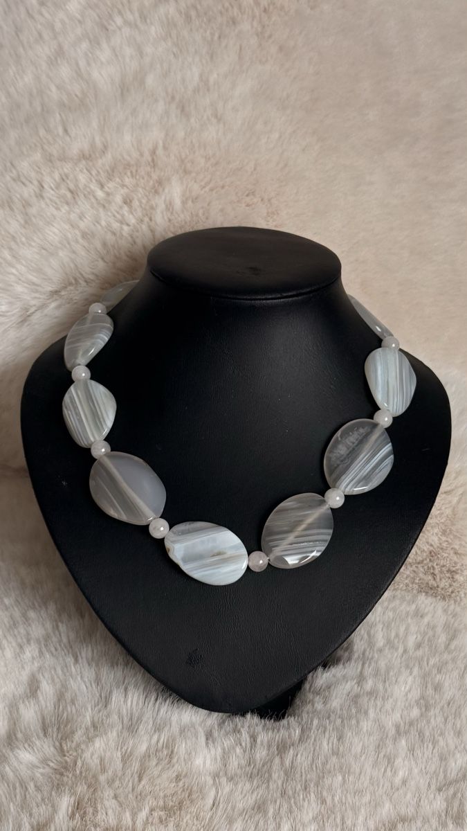 Catenine: Collier en agate et quartz rose. – Usato da Delemont venduto da ann_ftj8