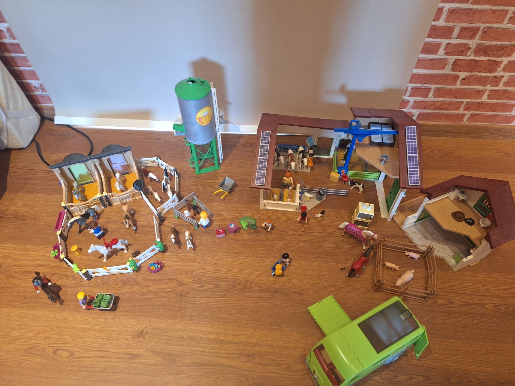 Playmobil Giocattoli: Playmobil Pferde- und Bauernhof – Usato da Bazenheid venduto da zege