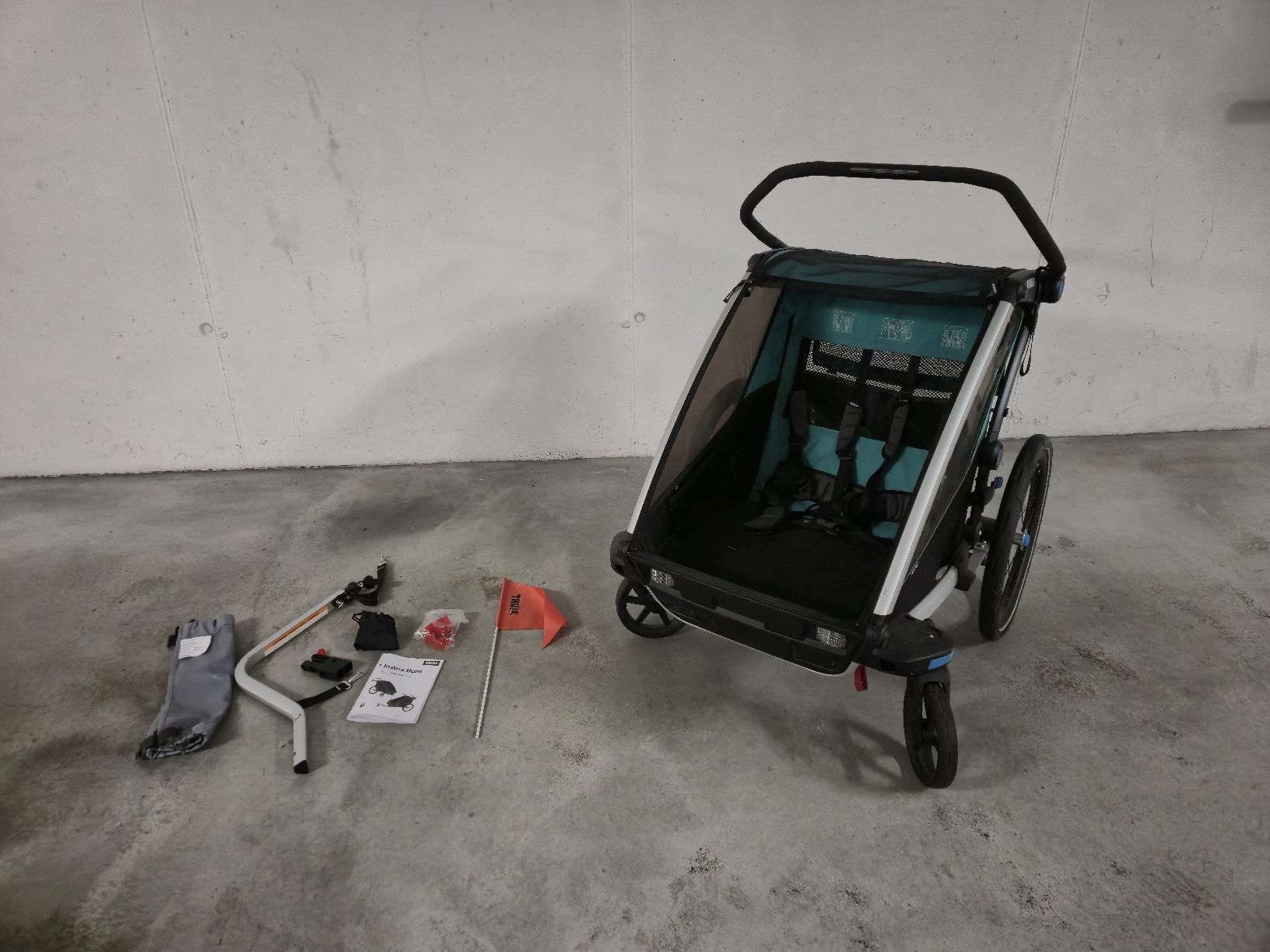 Thule Anhänger: LITE 2 Kinderanhänger türkis THULE-CHARIOT – Gebraucht aus Winkel von betan_28 3