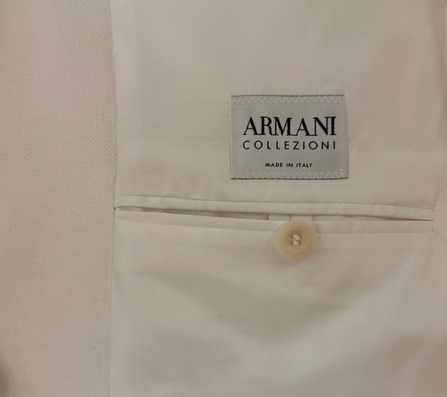 Armani Giacche: ARMANI collezioni Blazer helle eierschalenfarbe – Usato da Mettmenstetten venduto da srca 4