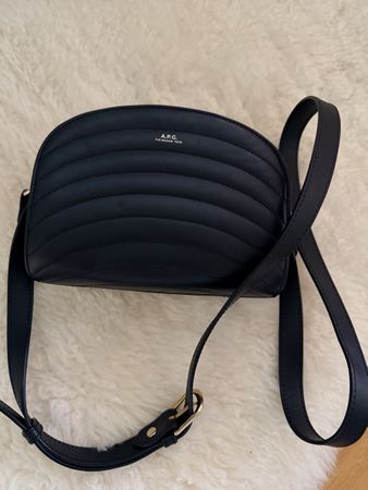 Petit sac APC demie lune 