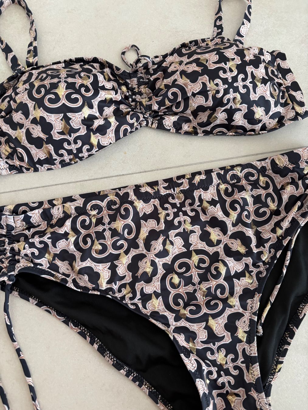 Badekleider & Bikinis: Bikini Damen gemustert Grösse 40 neu schwarz – Neu (gemäss Beschreibung) aus Basel von Tierschutz-Flohmi 1