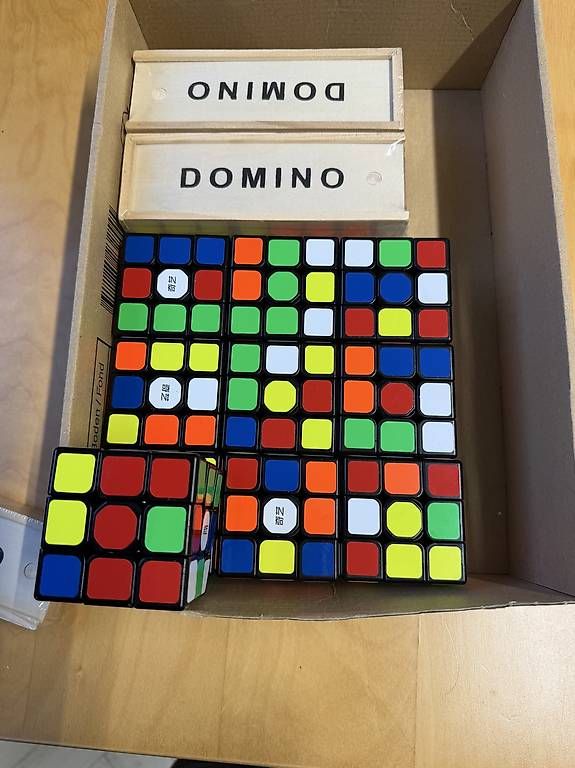 Giochi: Giocattoli rompicapo rubik domino – Usato da Lugano venduto da club.888 1