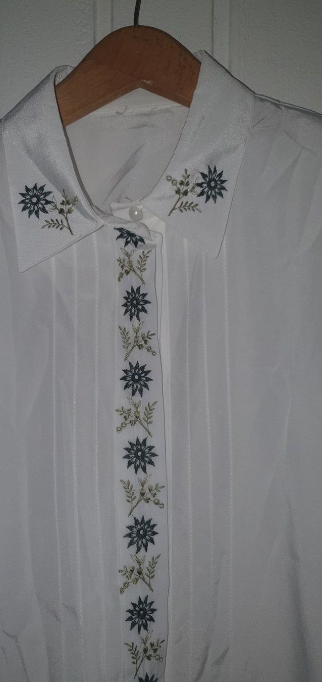 Camicette: Damenhemd mit Blumenmuster ca. Gr. M/L – Usato da Langnau am Albis venduto da jer_pm72 3