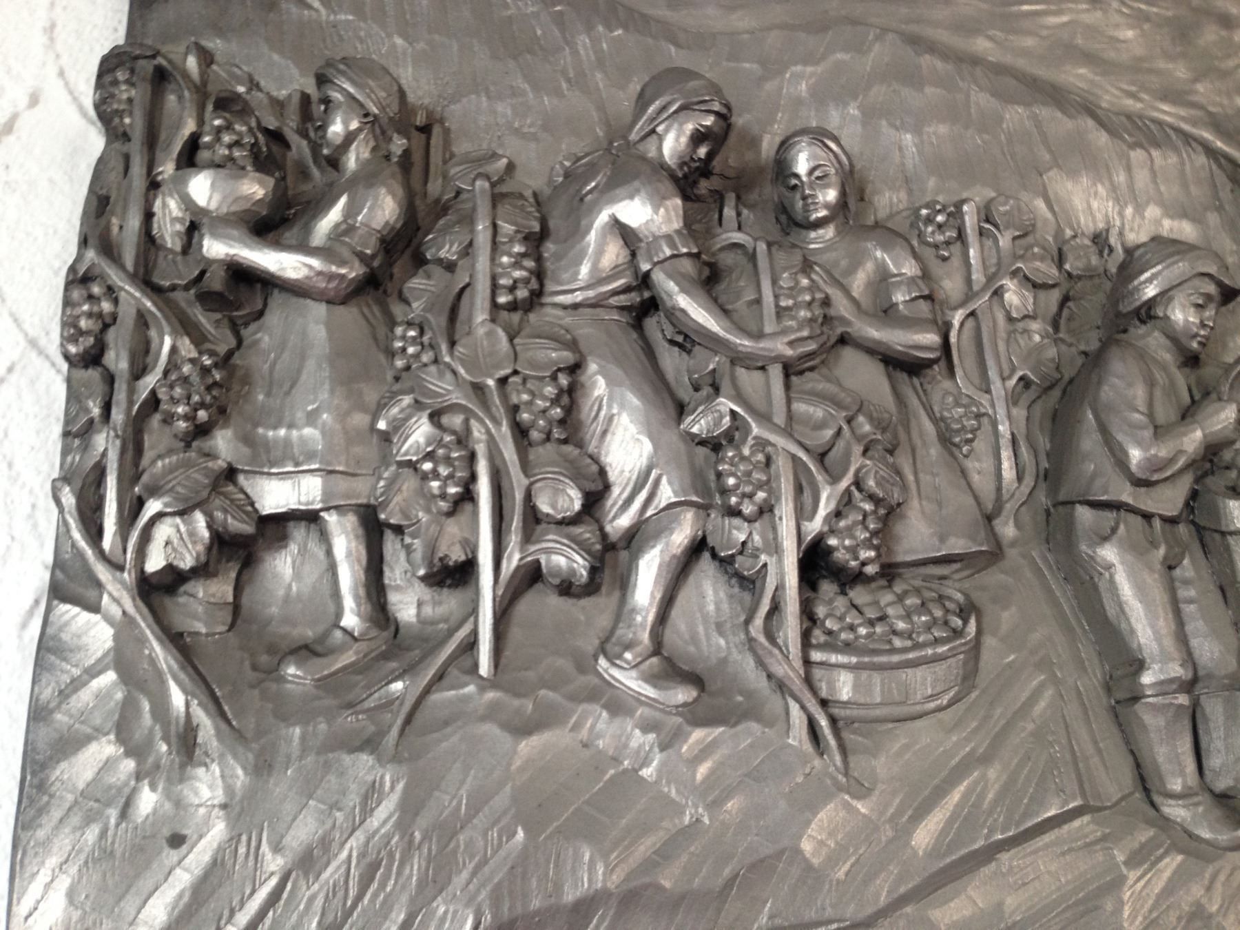 Poster & Bilder: ZINNRELIEF WINZER BEI DER WEINLESE 84cm – Neu (gemäss Beschreibung) aus Eschenbach von Alicekunst 3