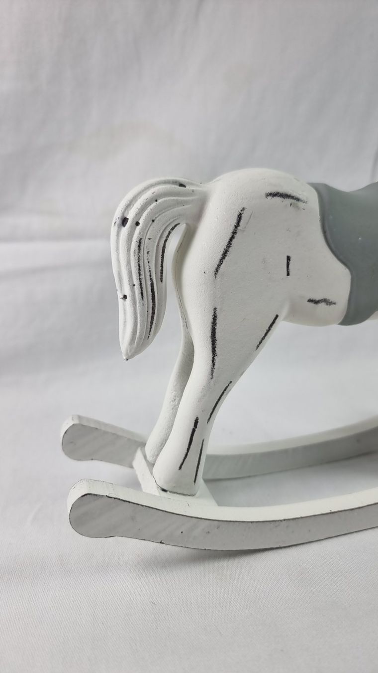 Tutte le decorazioni: Shabby Chic Deko Pferd Holzoptik weiss grau – Usato da Wald ZH venduto da Martin79 2