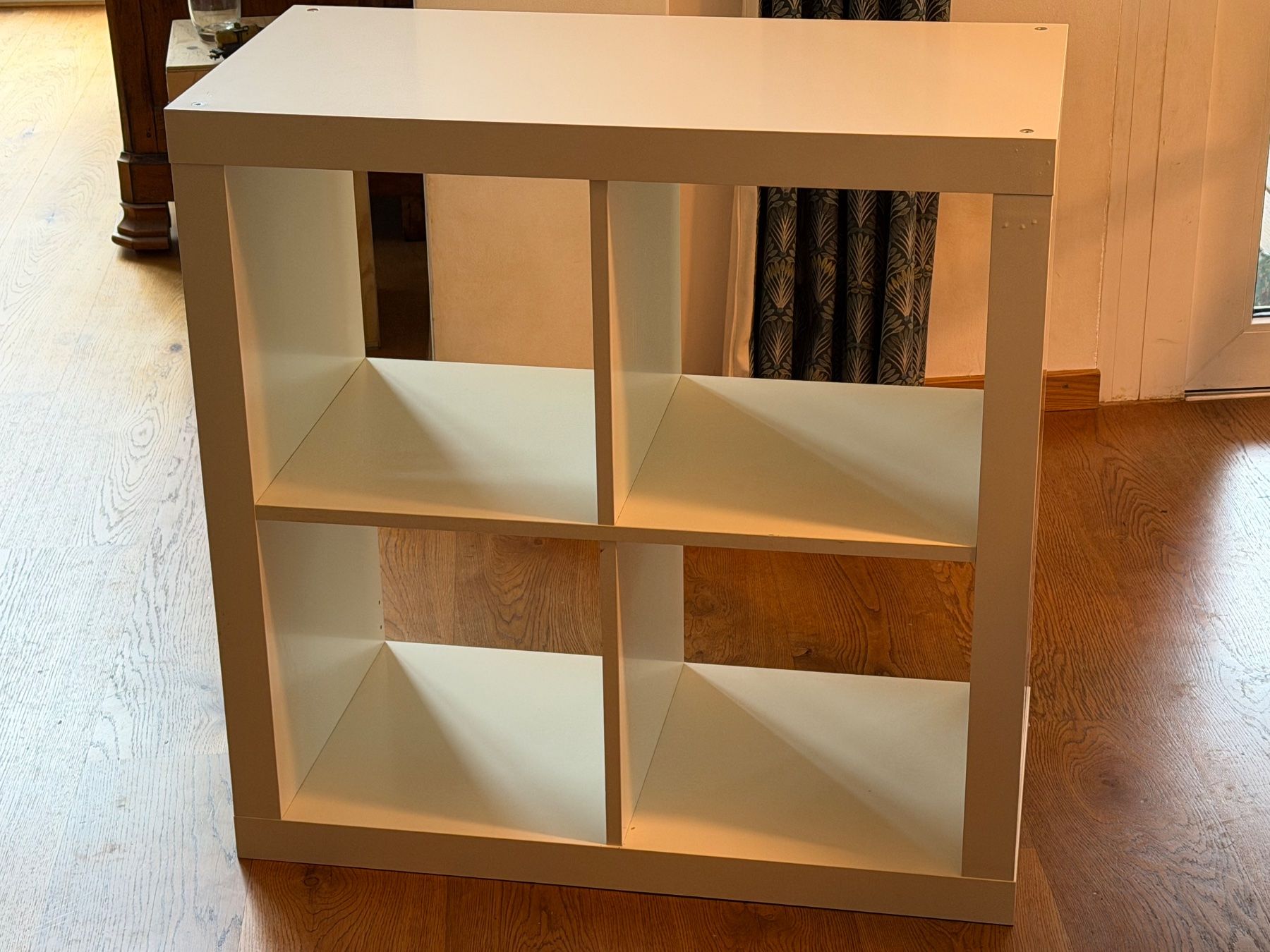 Ikea Regale: Ikea Kallax weiss, 79x79cm – Gebraucht aus Windisch von kletter_anja
