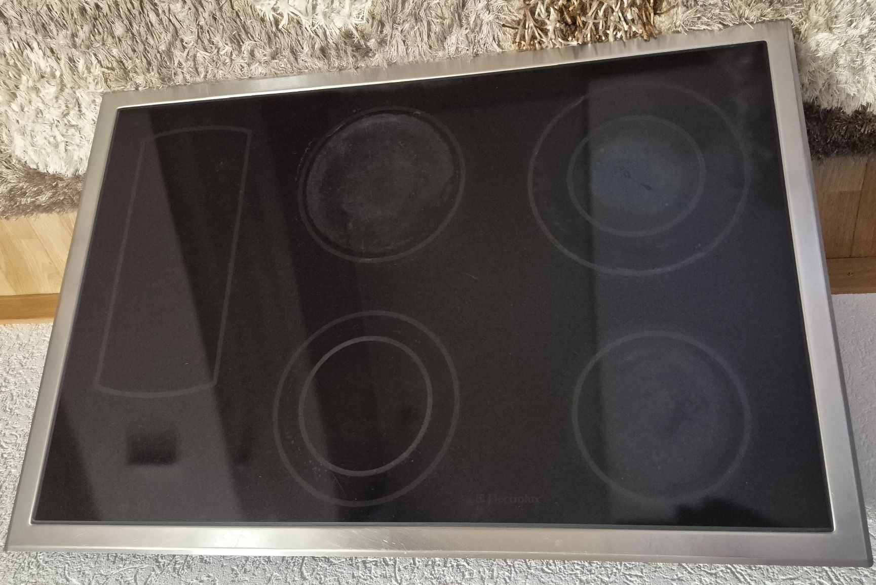 Electrolux Cucine: Elektrolux Glass Herdplatte – Usato da Rothrist venduto da KKC19 3
