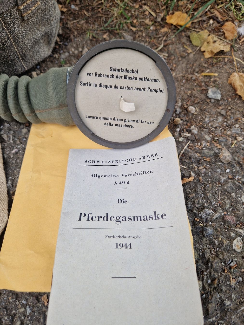 Maschere: Pferdegasmaske 1944 – Nuovo (secondo la descrizione) da Sempach venduto da zehu 1
