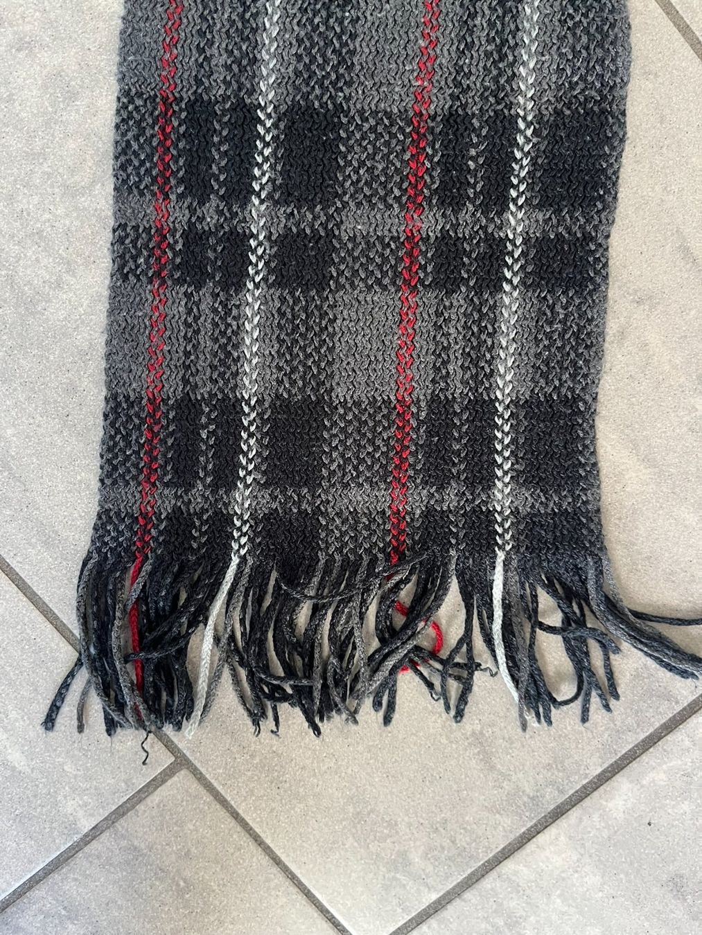 Foulard & Sciarpe: Schaal kariert – Usato da Otelfingen venduto da Denis_ZH