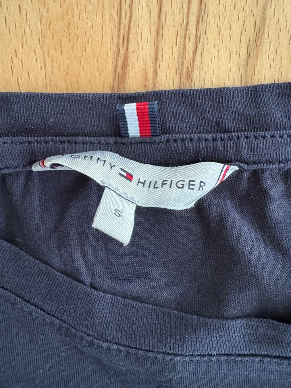 Tommy Hilfiger T-shirt: T-Shirt - Grösse S - Tommy Hilfiger – Usato da Oberuzwil venduto da jabano 1