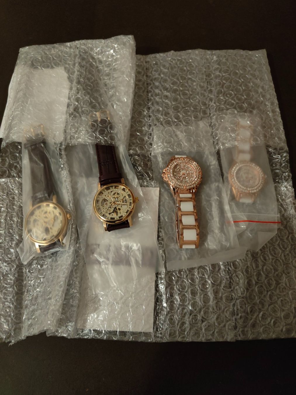 Orologi: Restposten Armbanduhren 4 Stk – Nuovo e nell'imballaggio originale da Seewen SZ venduto da pakosshop 3