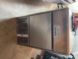 Eiswürfelmaschine Icematic Gastro gebraucht mit Schläu...