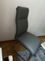 6 Stühle mit zusätzlicher Stoffverkleidung zu verkaufen