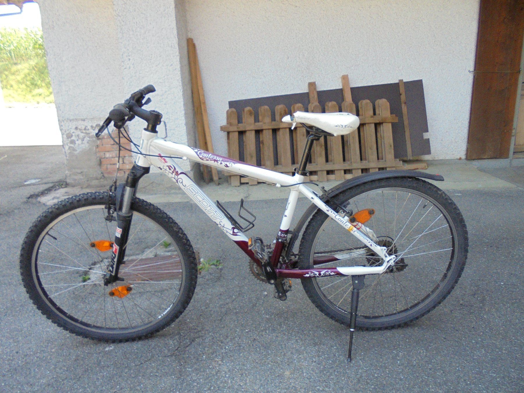 Biciclette: Velo Weiss Scott – Usato da Unterlangenegg venduto da Echae