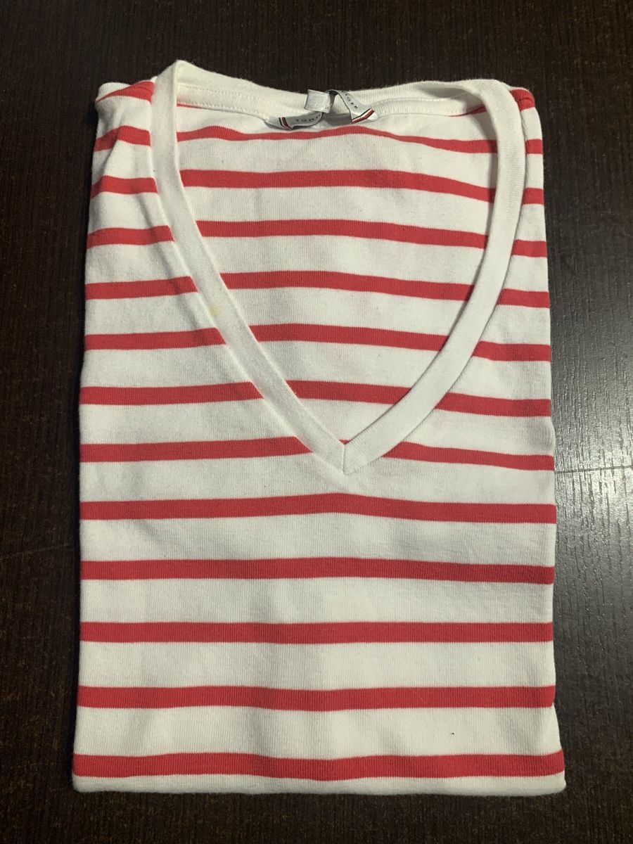 Tommy Hilfiger T-Shirts: T-Shirt Tommy Hilfiger taille S – Neu (gemäss Beschreibung) aus Domdidier von qatar1973