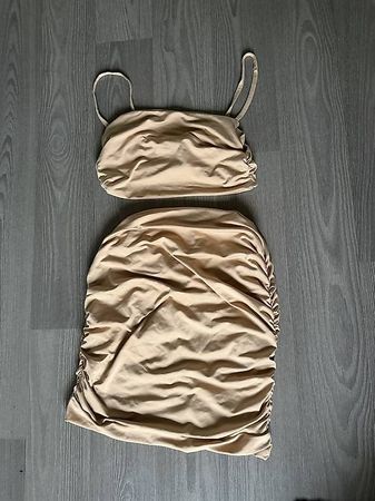 Ensemble couleur peau 